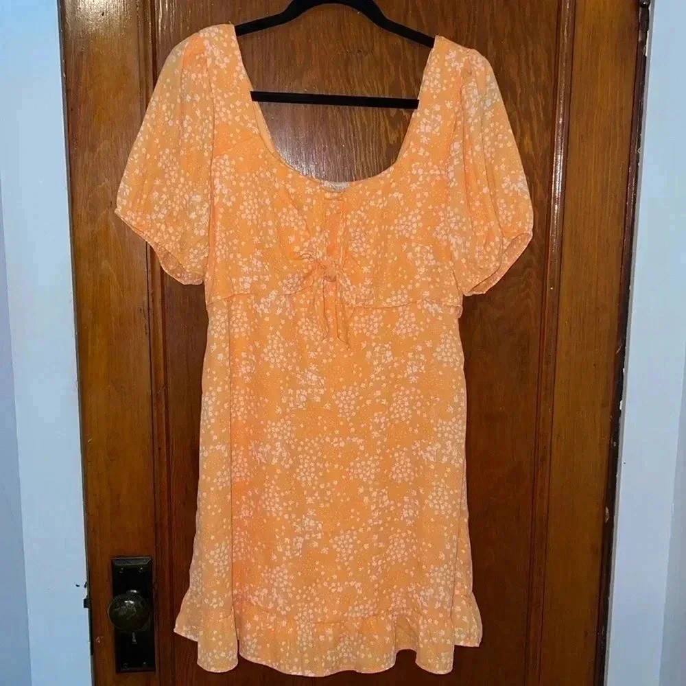 Sienna Sky Floral Mini Dress U9